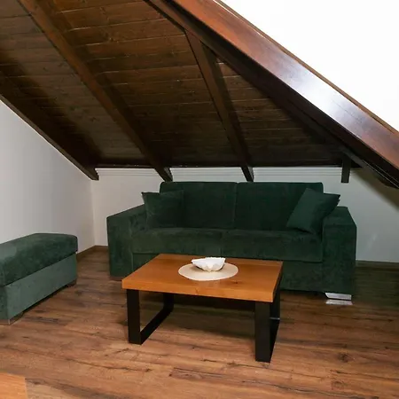 Alex Villa Áyios Yeóryios