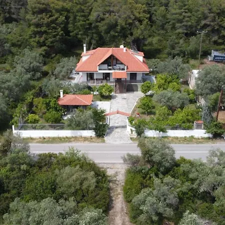 Villa Alex Agios Georgios (Istiaia-Aidipsos)
